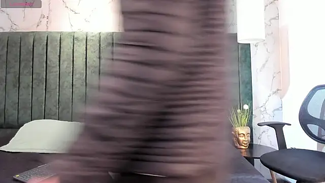 nicktorn online show from November 2025 11:49:01 AM