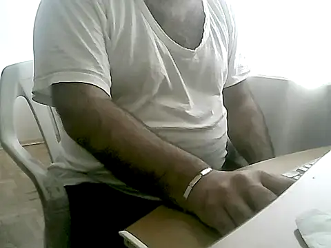 Snapshot of gerek27 chatting on November 2025 09:01:02 AM gerek27 online show from November 2025 09:01:02 AM