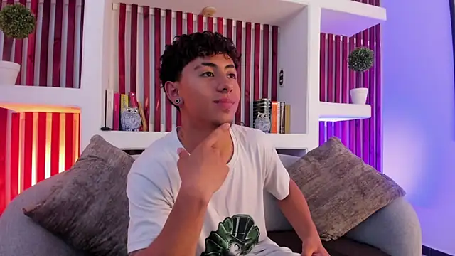 Troy dalton online show from September 2025 07:36:02 PM