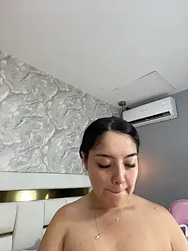 MiaFarkash online show from February 2026 07:10:02 PM