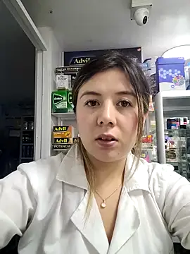 Snapshot of Sophie_del_Castillo chatting on November 2025 09:42:02 PM Sophie del Castillo online show from November 2025 09:42:02 PM