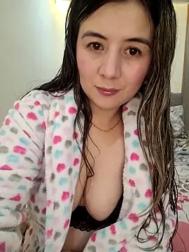 Sophie del Castillo online show from May 2026 01:55:01 AM