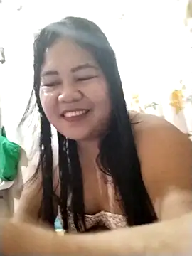 Snapshot of big_booty15 chatting on October 2025 04:20:02 AM big booty15 online show from October 2025 04:20:02 AM