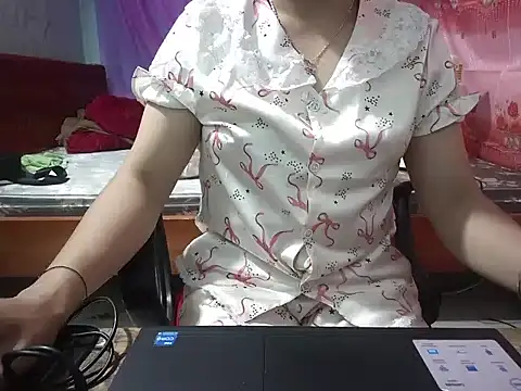 Snapshot of Xue_weng chatting on March 2026 12:27:02 PM Xue weng online show from March 2026 12:27:02 PM