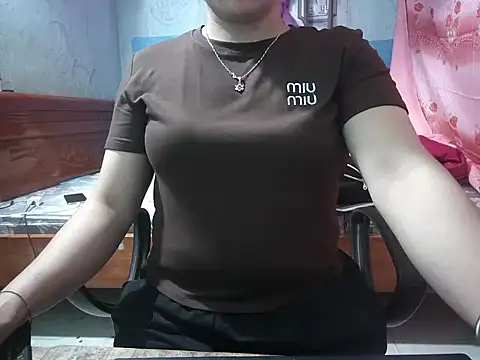 Snapshot of Xue_weng chatting on April 2026 05:43:02 AM Xue weng online show from April 2026 05:43:02 AM