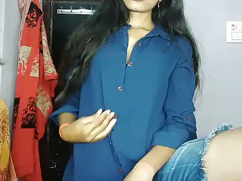 ROSE GOLDE online show from December 2025 08:10:02 AM