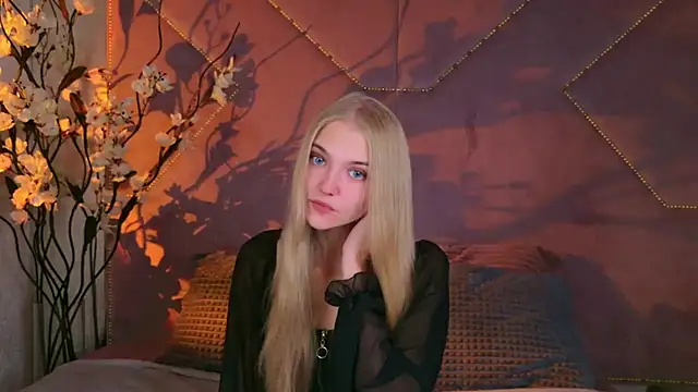 Snapshot of 4example_Chloe chatting on October 2025 10:43:02 AM 4example Chloe online show from October 2025 10:43:02 AM