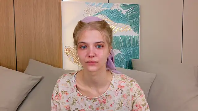 4example Chloe online show from May 2026 05:27:01 AM