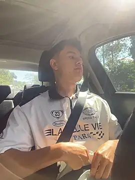 twinguys online show from April 2026 02:11:02 PM