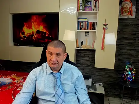 Snapshot of SpartacusDaddy48 chatting on January 2026 11:23:01 AM SpartacusDaddy48 online show from January 2026 11:23:01 AM