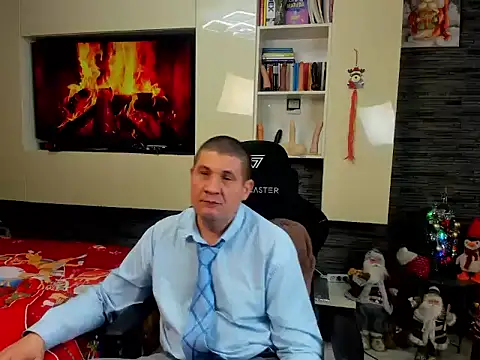 Snapshot of SpartacusDaddy48 chatting on January 2026 10:35:02 PM SpartacusDaddy48 online show from January 2026 10:35:02 PM