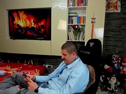 Snapshot of SpartacusDaddy48 chatting on January 2026 10:46:01 PM SpartacusDaddy48 online show from January 2026 10:46:01 PM