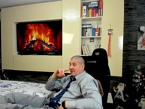 Snapshot of SpartacusDaddy48 chatting on February 2026 06:26:01 PM SpartacusDaddy48 online show from February 2026 06:26:01 PM