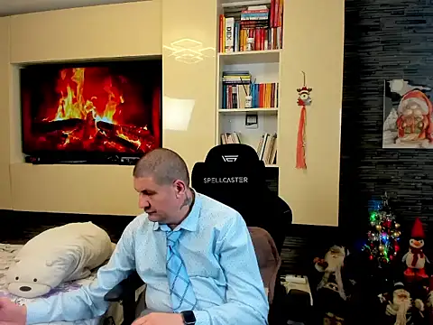 Snapshot of SpartacusDaddy48 chatting on February 2026 05:05:02 AM SpartacusDaddy48 online show from February 2026 05:05:02 AM