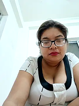 Elie couple143 online show from December 2025 08:03:01 PM