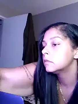 Snapshot of sweetnjuicyyy chatting on November 2025 07:09:02 AM sweetnjuicyyy online show from November 2025 07:09:02 AM