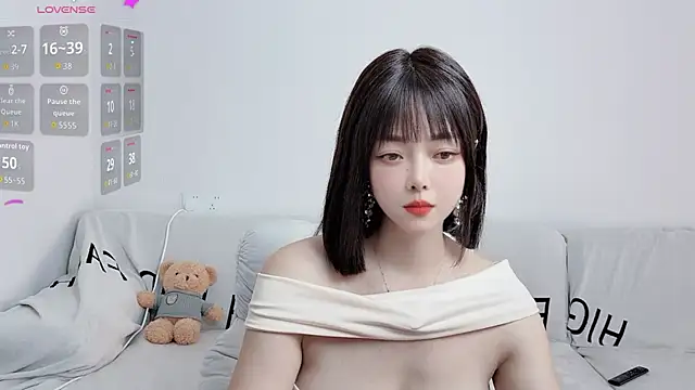 uikyy1 online show from October 2025 06:52:02 AM