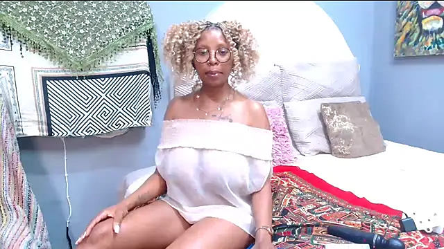 Kay-Tee online show from July 2026 08:12:02 PM