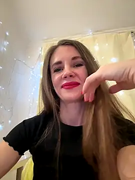 LucieMack online show from December 2025 02:44:02 PM