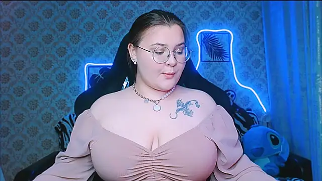 InLoveWithLife26 online show from September 2025 08:09:01 PM