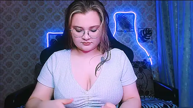 InLoveWithLife26 online show from May 2026 05:31:02 PM