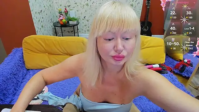 FlirtyMary online show from April 2026 10:23:02 PM
