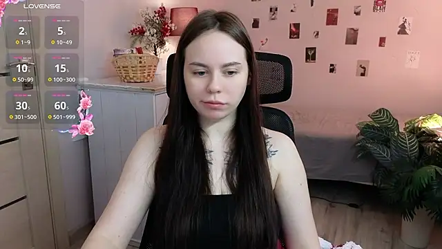 Alice Moondark online show from March 2026 05:23:01 AM