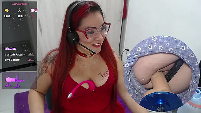 leidydi223 online show from February 2026 02:32:01 AM