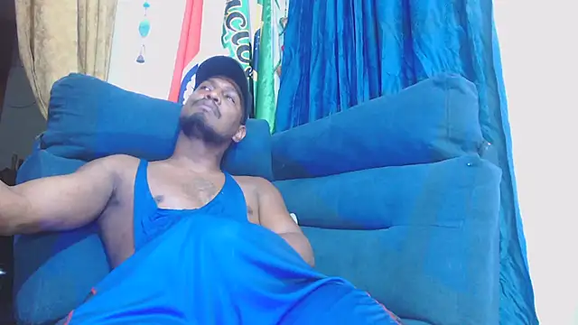 ElCaballeroNegro24 online show from February 2026 03:37:01 AM