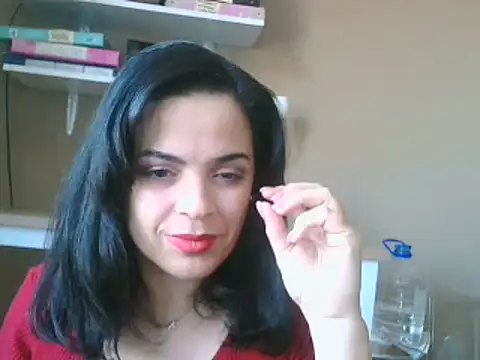 Snapshot of ITALIANASISIXX chatting on November 2025 11:43:02 AM ITALIANASISIXX online show from November 2025 11:43:02 AM