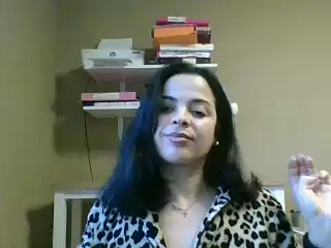 Snapshot of ITALIANASISIXX chatting on December 2025 09:03:01 AM ITALIANASISIXX online show from December 2025 09:03:01 AM