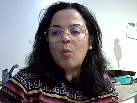 Snapshot of ITALIANASISIXX chatting on December 2025 04:24:01 PM ITALIANASISIXX online show from December 2025 04:24:01 PM