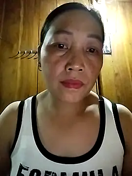 Snapshot of Lai005 chatting on October 2025 02:40:01 PM Lai005 online show from October 2025 02:40:01 PM