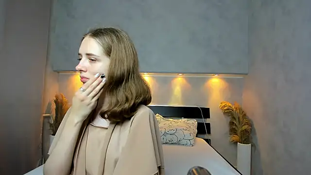 Snapshot of Camilla_Kelly chatting on September 2025 12:11:01 AM Camilla Kelly online show from September 2025 12:11:01 AM