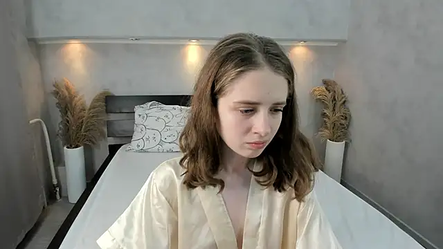 Snapshot of Camilla_Kelly chatting on October 2025 01:13:02 AM Camilla Kelly online show from October 2025 01:13:02 AM