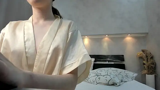 Snapshot of Camilla_Kelly chatting on November 2025 01:08:01 AM Camilla Kelly online show from November 2025 01:08:01 AM