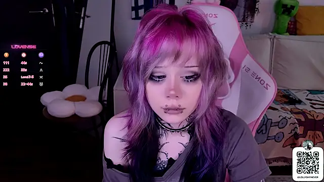 Lollyshy online show from September 2025 12:07:01 PM