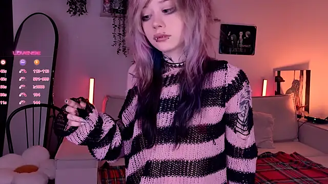 Lollyshy online show from November 2025 09:31:01 AM