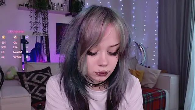 Lollyshy online show from February 2026 09:47:01 AM