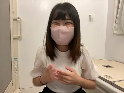 Snapshot of sora_033 chatting on September 2025 03:11:02 PM sora 033 online show from September 2025 03:11:02 PM