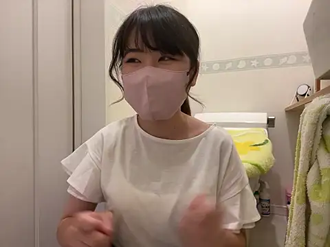 Snapshot of sora_033 chatting on October 2025 03:32:01 PM sora 033 online show from October 2025 03:32:01 PM