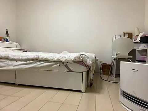 Snapshot of sora_033 chatting on February 2026 05:33:01 PM sora 033 online show from February 2026 05:33:01 PM