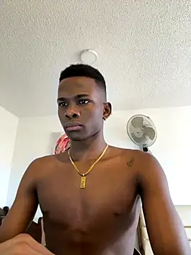 Brycce santos online show from September 2025 12:09:01 PM