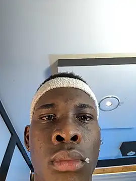 Brycce santos online show from October 2025 04:13:02 PM