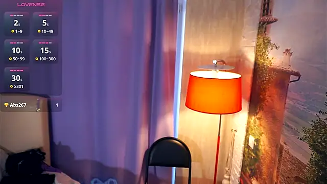 Snapshot of LynFlitton chatting on September 2025 05:40:01 AM LynFlitton online show from September 2025 05:40:01 AM