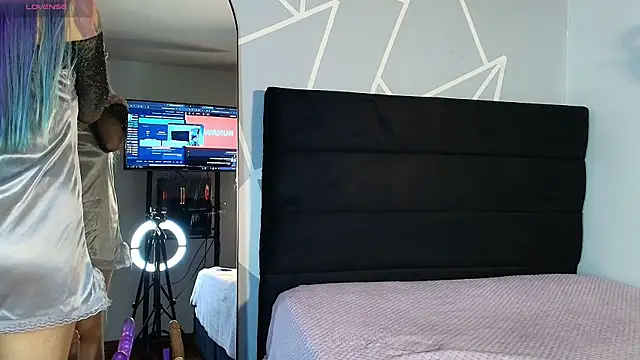 karlamoon23 online show from March 2026 07:26:01 PM