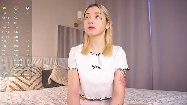 LilianBenskin online show from February 2026 06:12:01 AM