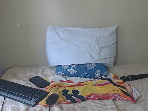 Snapshot of _SweetLips_ chatting on March 2026 11:04:01 AM SweetLips online show from March 2026 11:04:01 AM