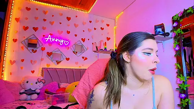 Anny Hurtado online show from September 2025 08:05:01 AM