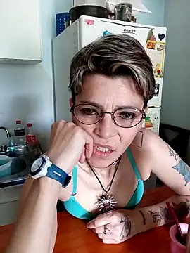 Lulypsicologasexual online show from November 2025 05:22:01 PM